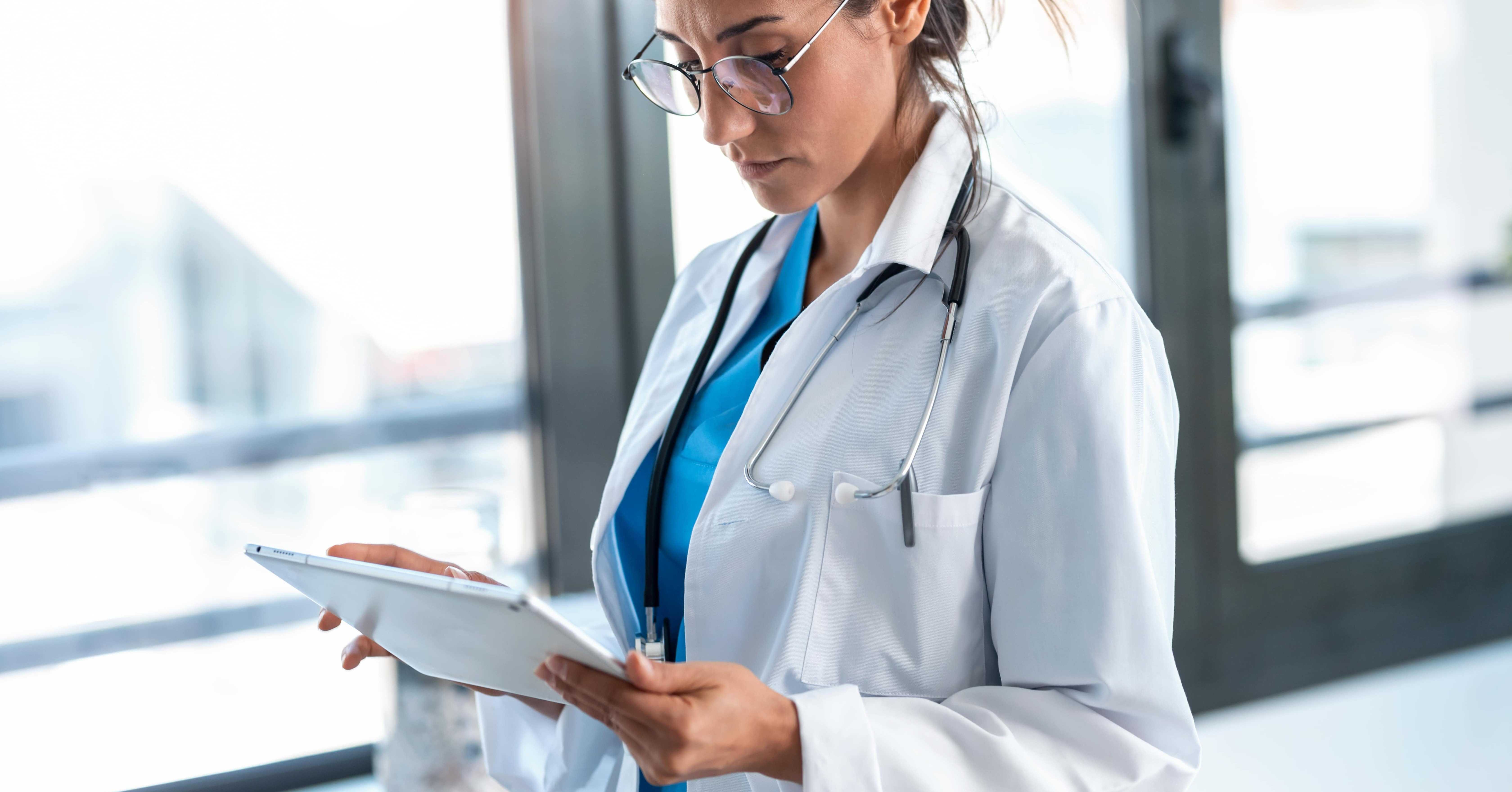 The Benefits of Providing Free WiFi to Hospital Staff