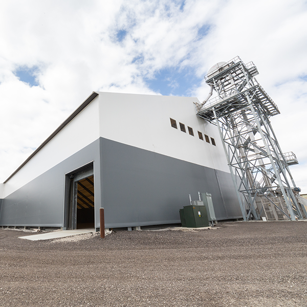 Feed Products. Exterior 1 - 600x600