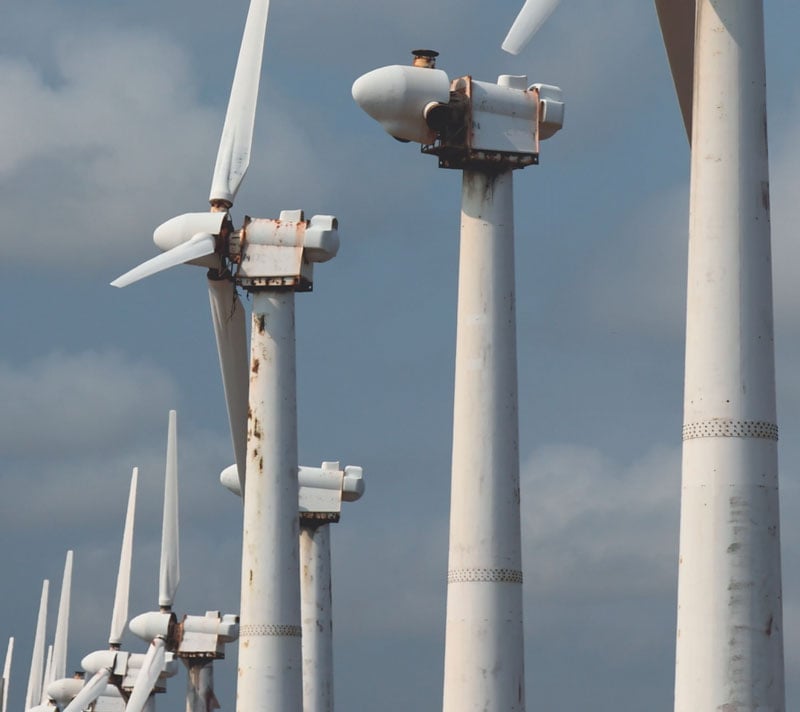 rusted_wind_turbines_2