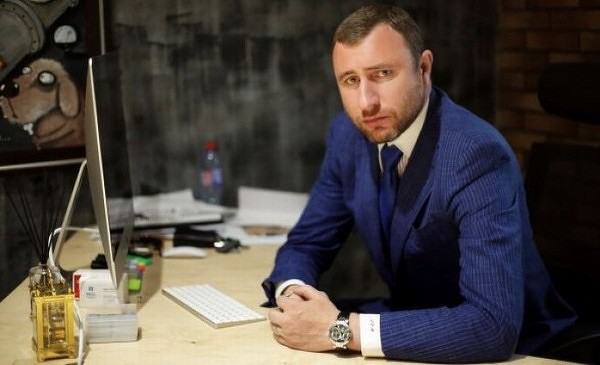 ФСБ арестовала ИТ-советника Госдумы, когда он выманивал $3 млн у подследственного главы НКК