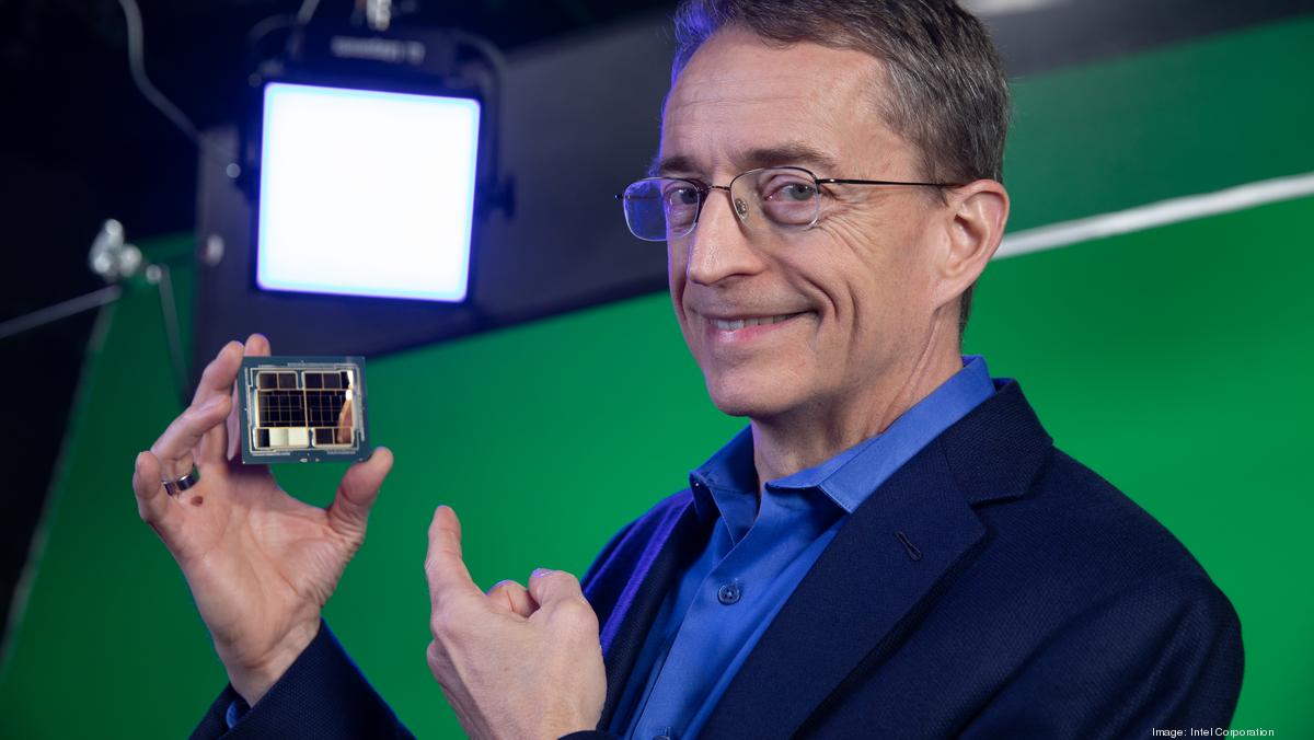 Intel может начать выпуск микросхем для автомобилей