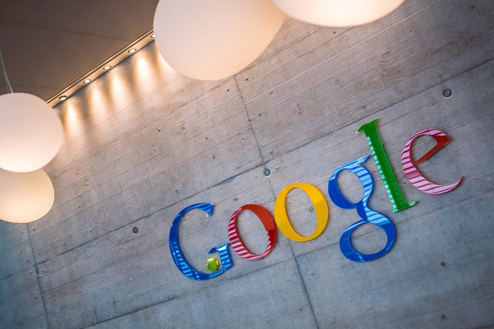 Google оставляет сотрудников на удаленной работе ещё на год