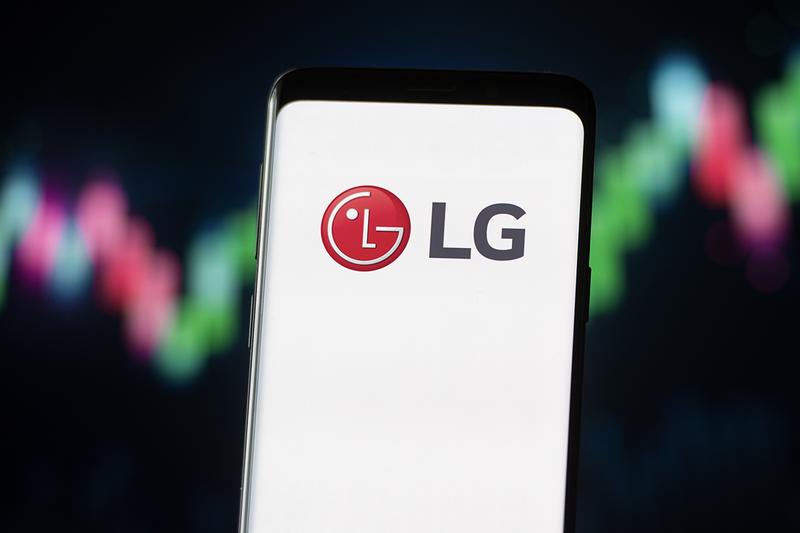 LG покидает рынок смартфонов