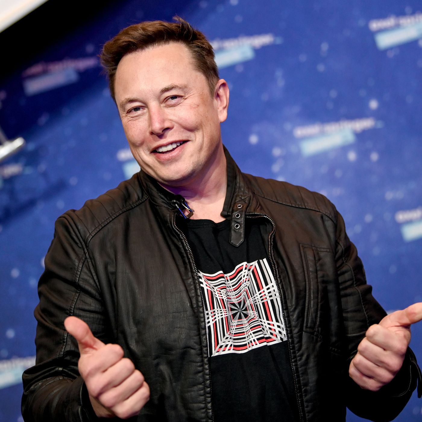 Tesla впервые в истории закрыла год без убытков