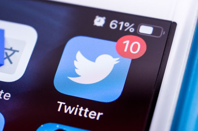 Twitter за четвертый квартал 2021 показал рост выручки и падение прибыли