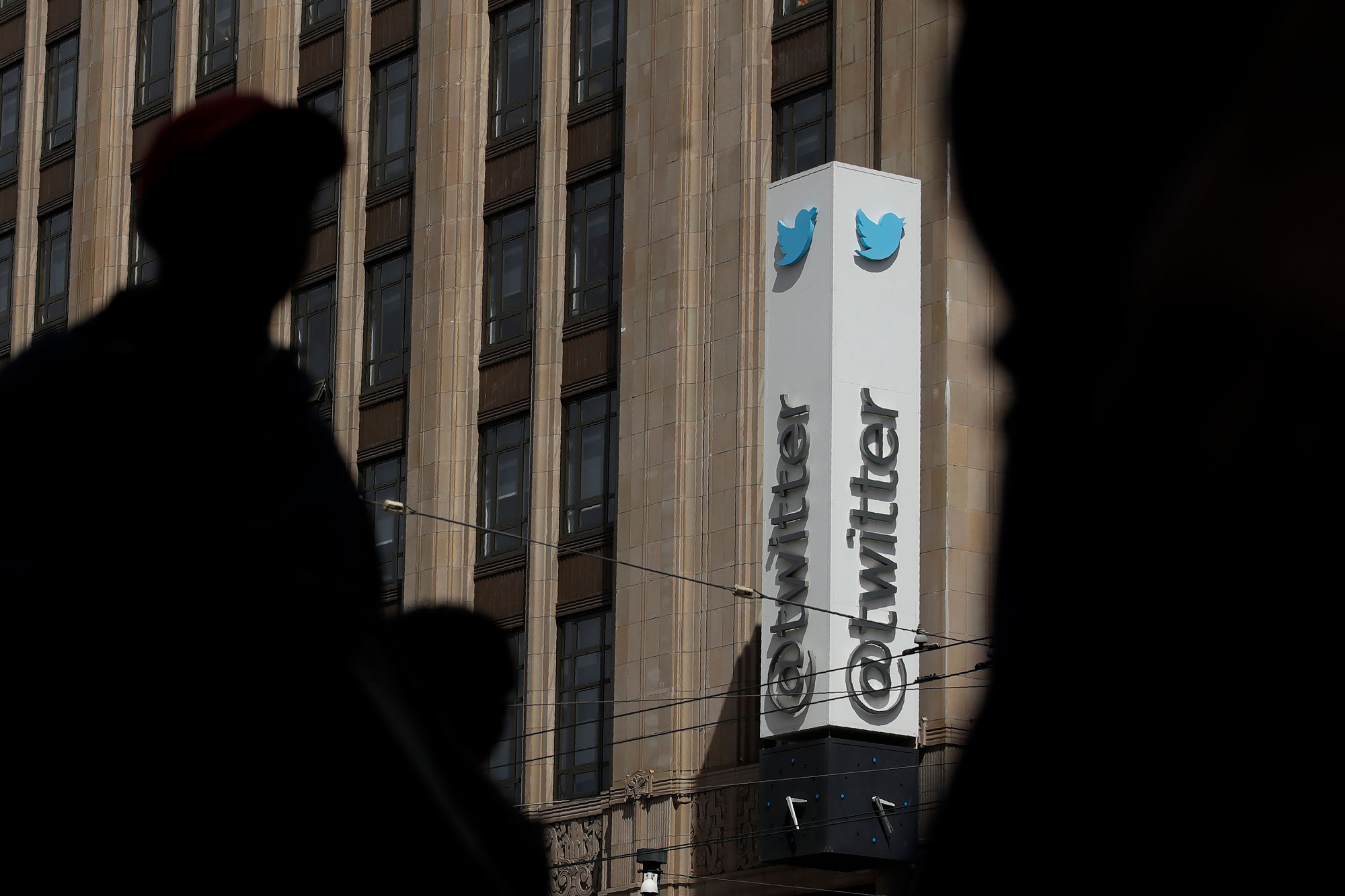 Twitter оштрафуют за массовый взлом аккаунтов знаменитостей