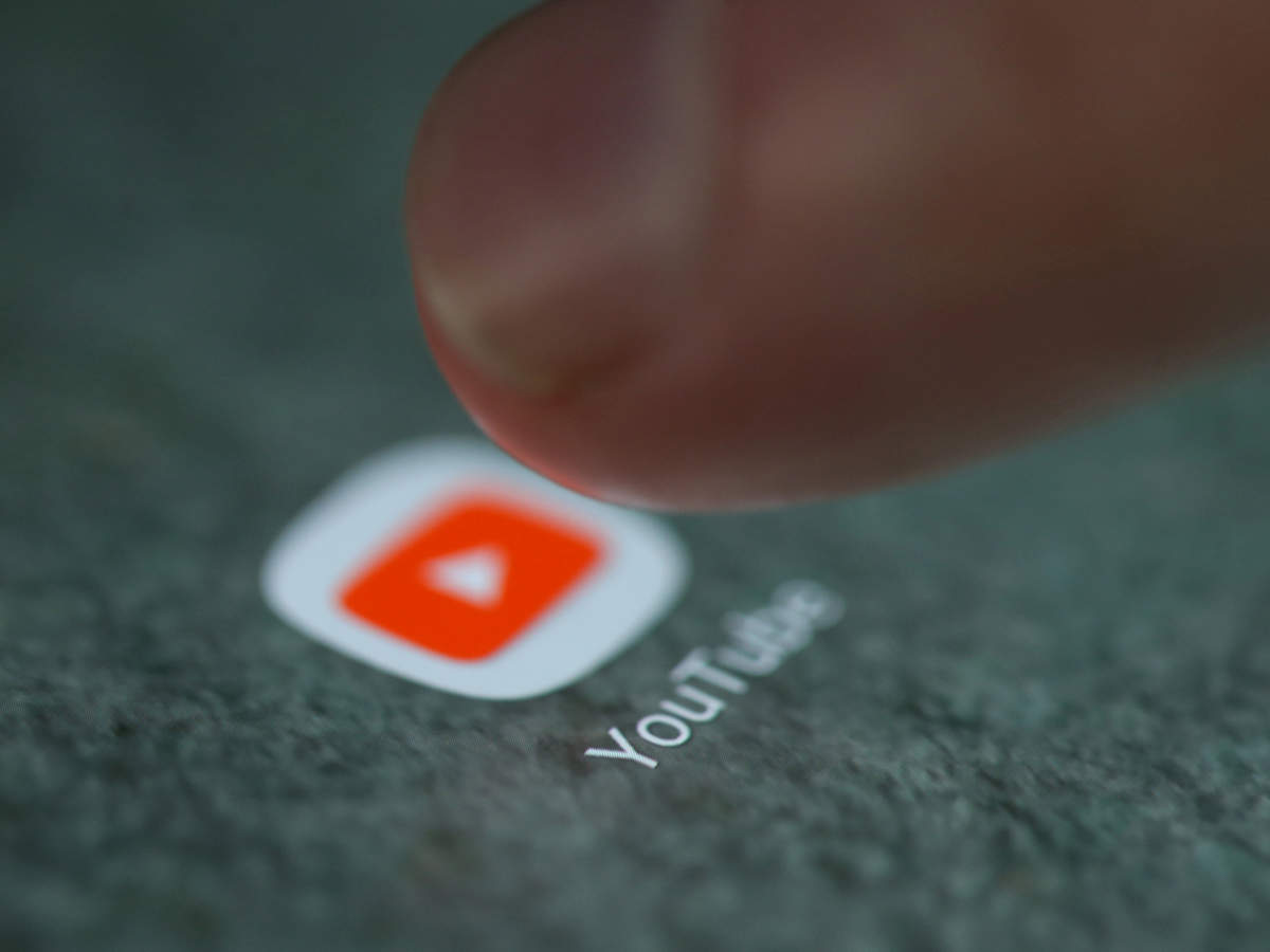 YouTube будет показывать рекламу во всех роликах и не платить авторам