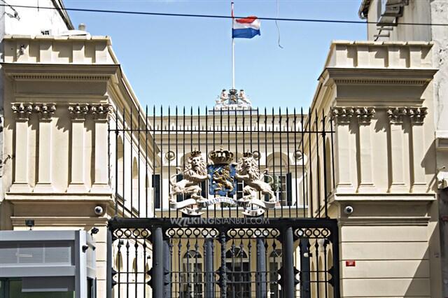 Власти Нидерландов намерены запретить компаниям платить выкуп вымогателям