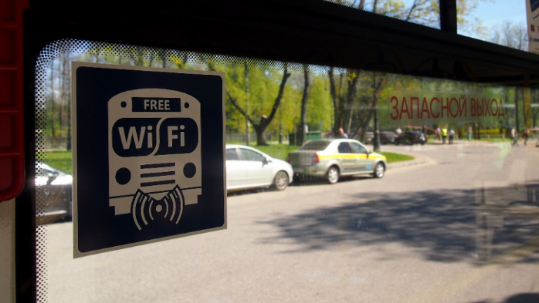 В московский наземный транспорт вернётся бесплатный Wi-Fi