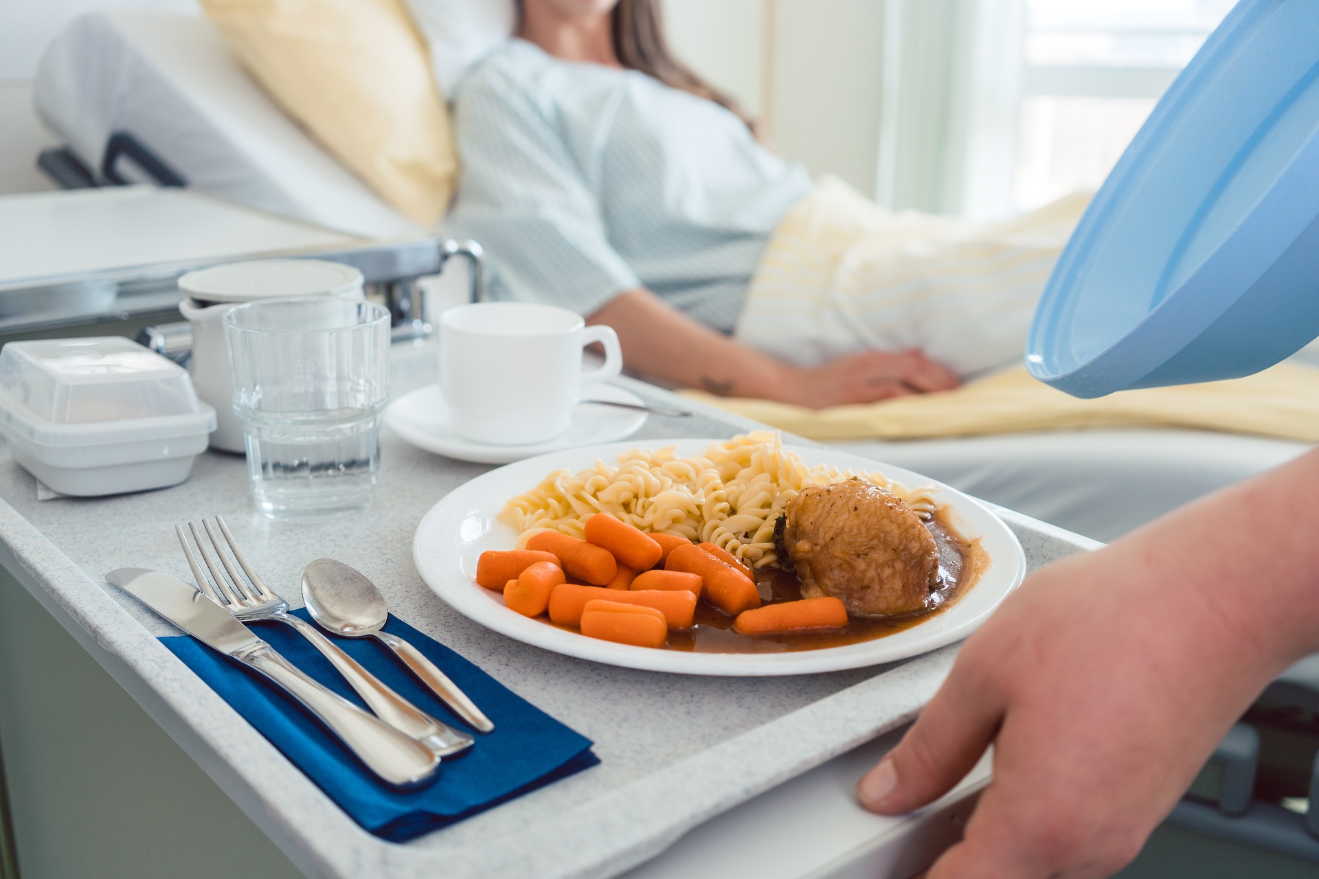 Consumers say dining was an important part of their last stay at a healthcare facility. Explore the distinct consumer types and operator challenges.